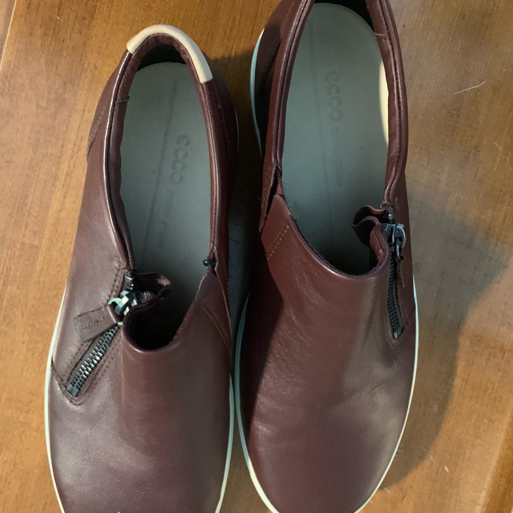 Ecco Brown Leather Loafers with side Zipper and Elastic Panel